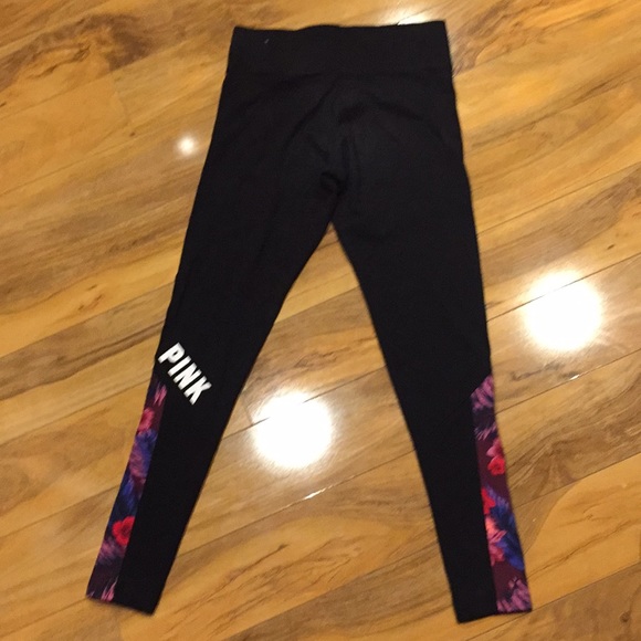 Small Victoria’s Secret Pink yoga leggings - Picture 7 of 11